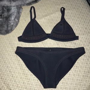 Navy blue triangl swimsuit